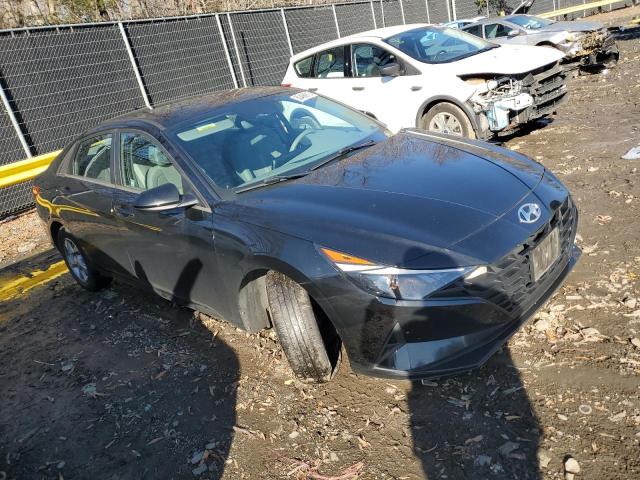 5NPLL4AG7MH043363 - 2021 HYUNDAI ELANTRA SE BLACK photo 4