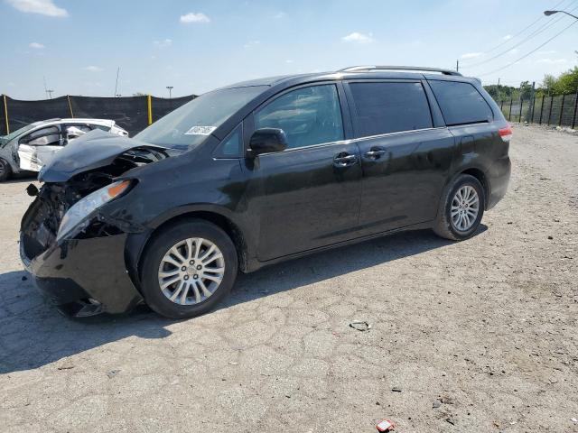 2012 TOYOTA SIENNA XLE, 