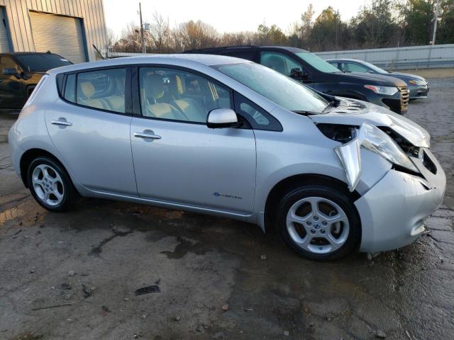 1N4AZ0CP8DC408923 - 2013 NISSAN LEAF S SILVER photo 4