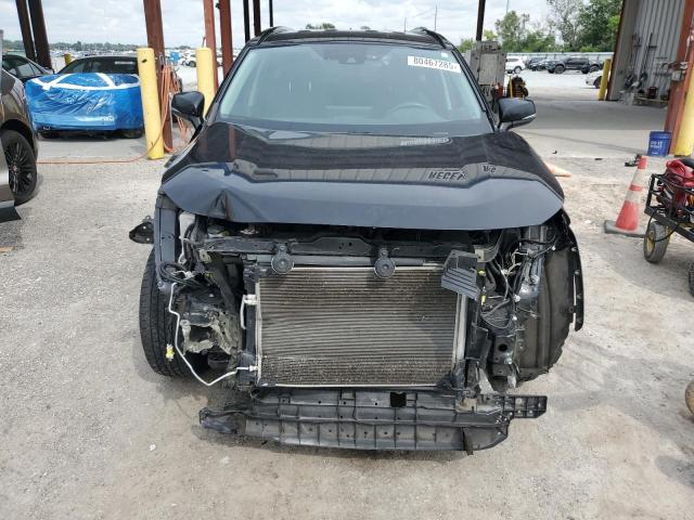 2T3P1RFV3MC165725 - 2021 TOYOTA RAV4 XLE BLACK photo 5