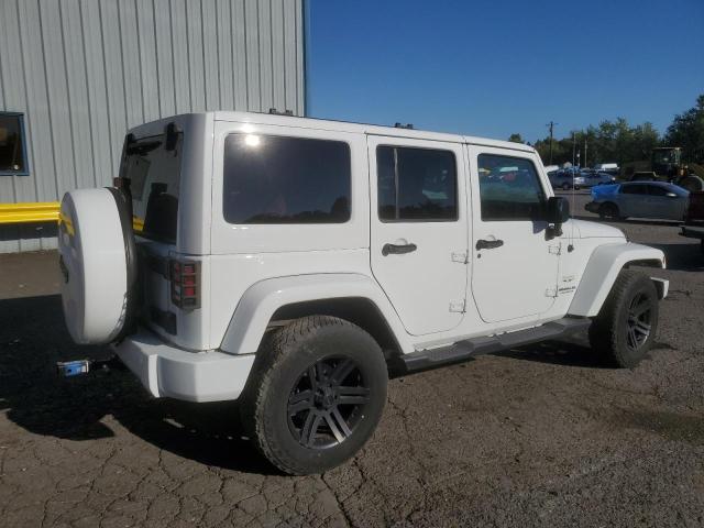 1C4BJWEG6GL304165 - 2016 JEEP WRANGLER U SAHARA WHITE photo 3
