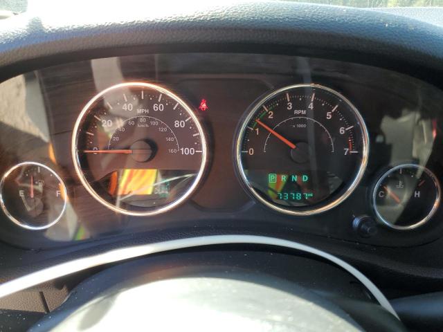 1C4BJWEG6GL304165 - 2016 JEEP WRANGLER U SAHARA WHITE photo 9