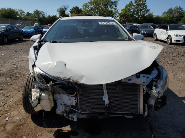 2T1BURHE5JC048313 - 2018 TOYOTA COROLLA L Ақ фото 5