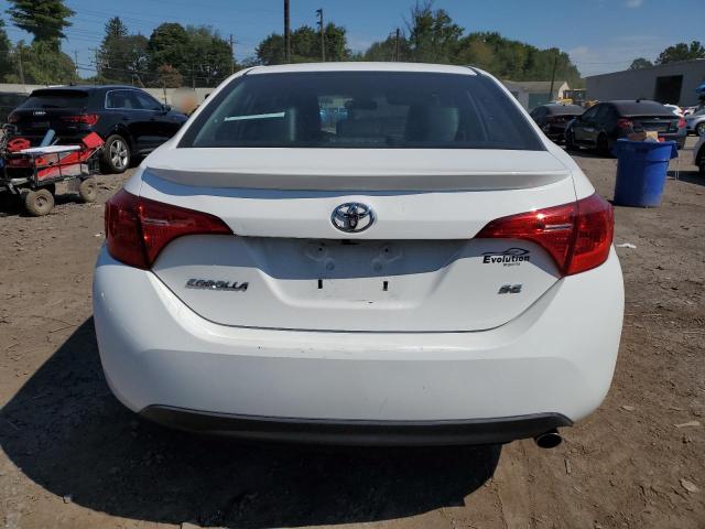 2T1BURHE5JC048313 - 2018 TOYOTA COROLLA L Ақ фото 6