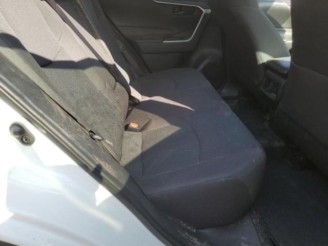 2T3H1RFV9RC267168 - 2024 TOYOTA RAV4 LE WHITE photo 11