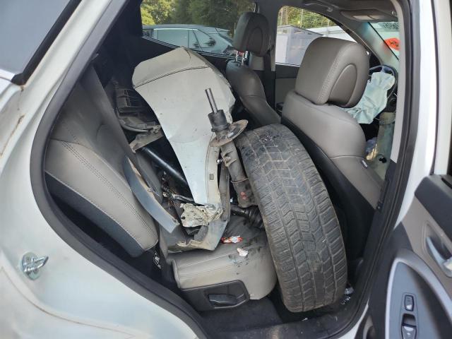 5XYZU3LB6GG354913 - 2016 HYUNDAI SANTA FE S WHITE photo 10