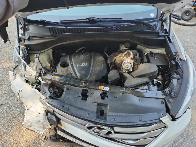5XYZU3LB6GG354913 - 2016 HYUNDAI SANTA FE S WHITE photo 11