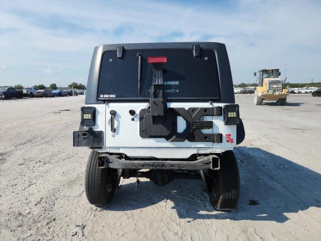 1C4BJWDG0EL219496 - 2014 JEEP WRANGLER U SPORT WHITE photo 6