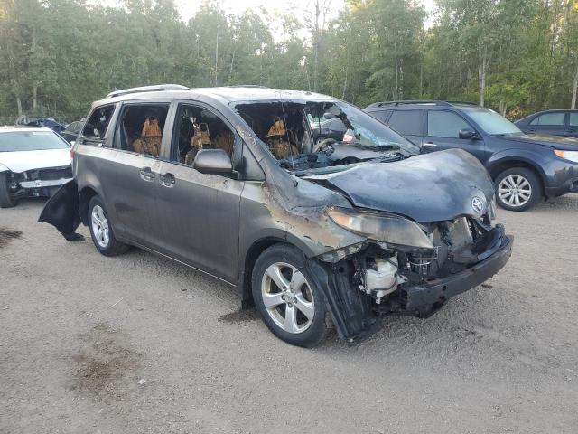 5TDKK3DC9CS181903 - 2012 TOYOTA SIENNA LE GRAY photo 4