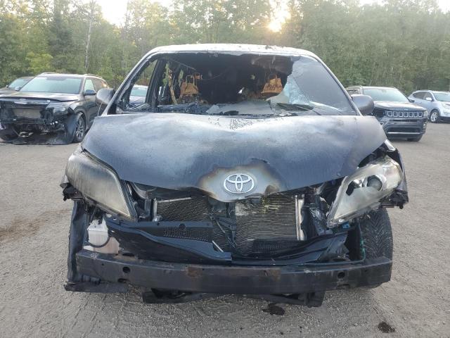 5TDKK3DC9CS181903 - 2012 TOYOTA SIENNA LE GRAY photo 5