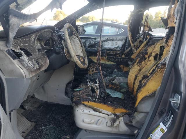 5TDKK3DC9CS181903 - 2012 TOYOTA SIENNA LE GRAY photo 7