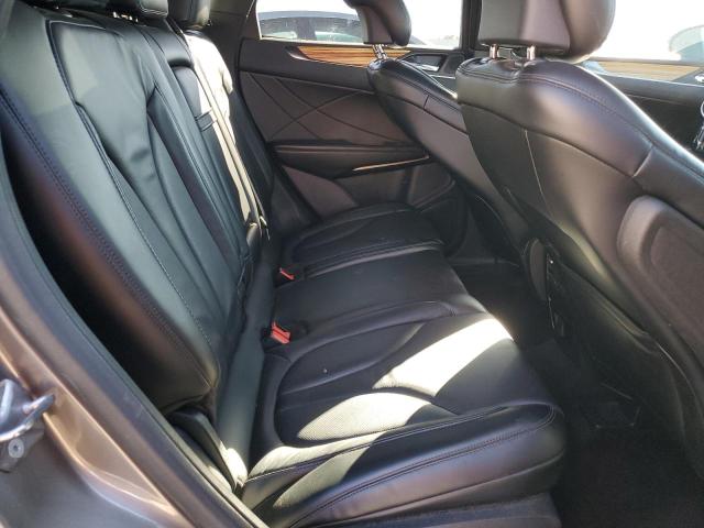 5LMCJ2C9XGUJ12381 - 2016 LINCOLN MKC SELECT رمادي صورة 11