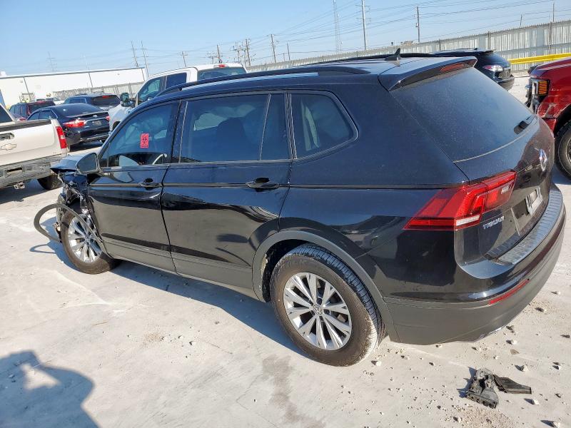 3VV1B7AX2LM020434 - 2020 VOLKSWAGEN TIGUAN S 黑色 照片 2