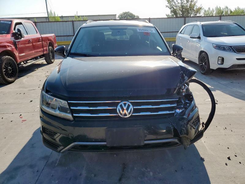 3VV1B7AX2LM020434 - 2020 VOLKSWAGEN TIGUAN S 黑色 照片 5