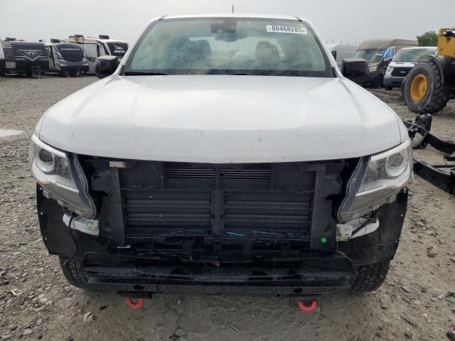 1GCGTDEN6N1134174 - 2022 CHEVROLET COLORADO Z71 WHITE photo 5