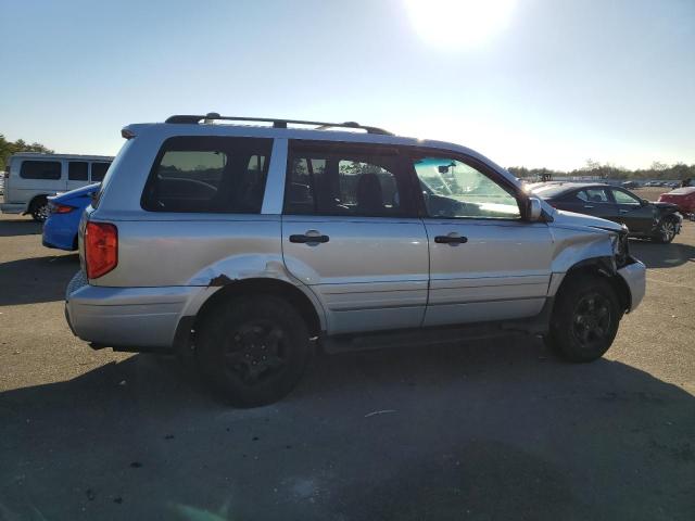 2HKYF18574H598300 - 2004 HONDA PILOT EXL SILVER photo 3