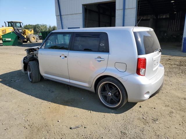 JTLZE4FE0FJ080863 - 2015 TOYOTA SCION XB SILVER photo 2