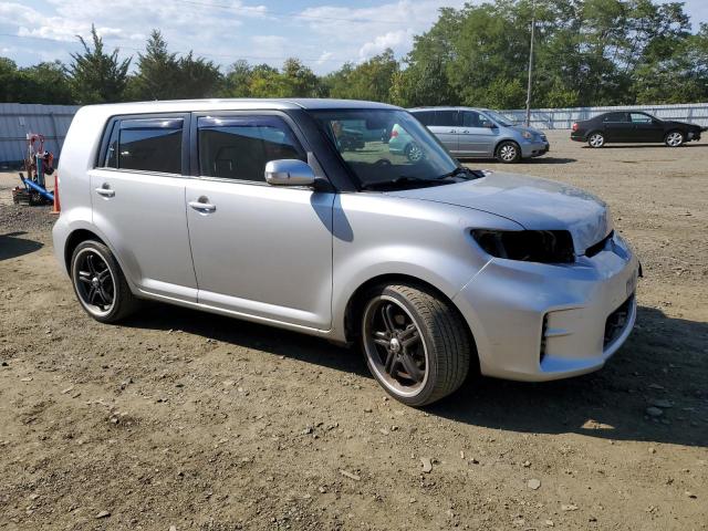 JTLZE4FE0FJ080863 - 2015 TOYOTA SCION XB SILVER photo 4
