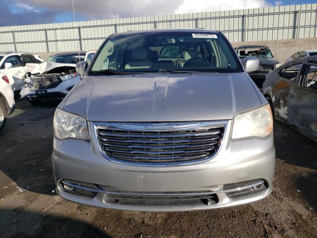 2C4RC1BG6DR547607 - 2013 CHRYSLER TOWN & COU TOURING 灰色 照片 5