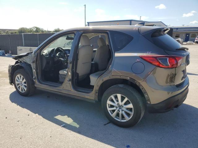 JM3KE2CY4G0916012 - 2016 MAZDA CX-5 TOURING BROWN photo 2