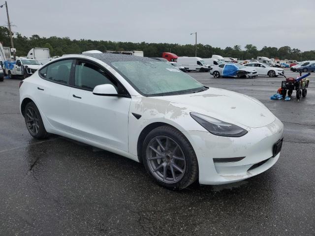 5YJ3E1EA1PF458440 - 2023 TESLA MODEL 3 白色 照片 4