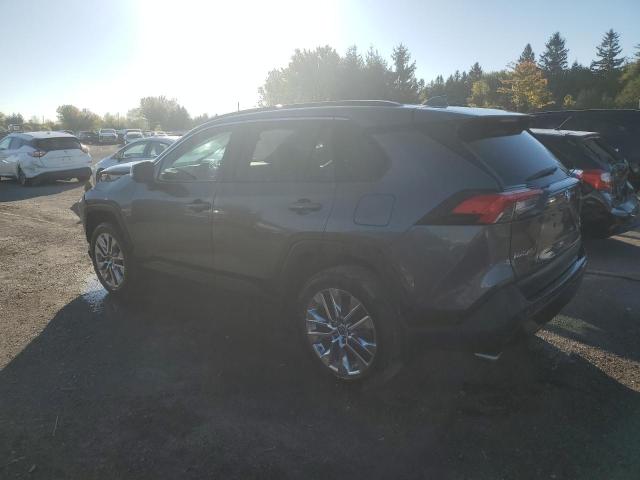 2T3R1RFV3MC245728 - 2021 TOYOTA RAV4 XLE GRAY photo 2