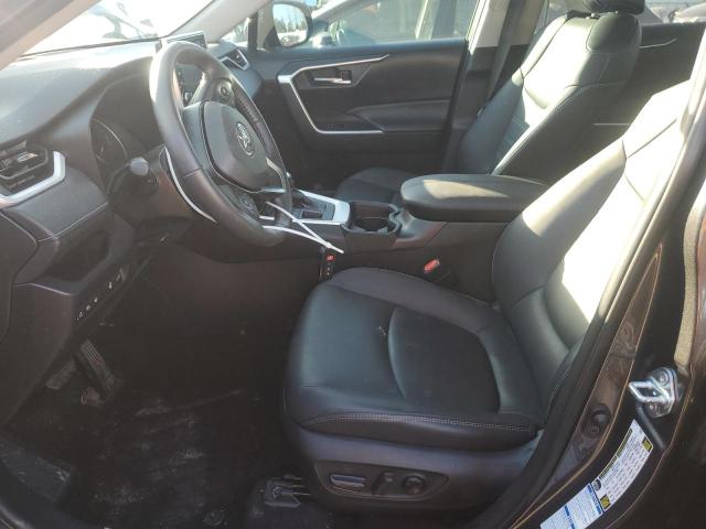2T3R1RFV3MC245728 - 2021 TOYOTA RAV4 XLE GRAY photo 7