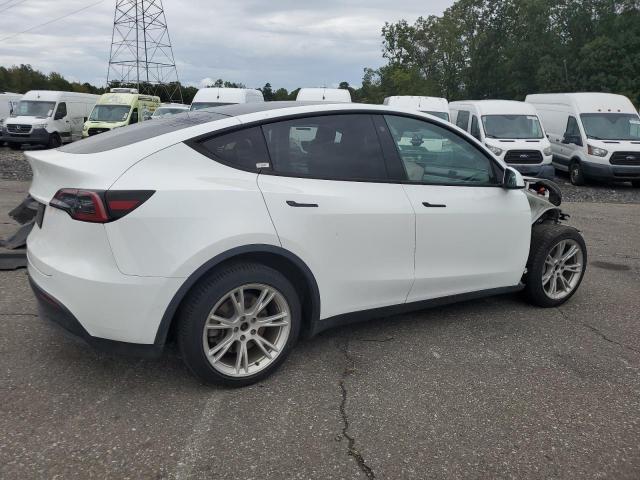 7SAYGDEE3NF390534 - 2022 TESLA MODEL Y 白色 照片 3