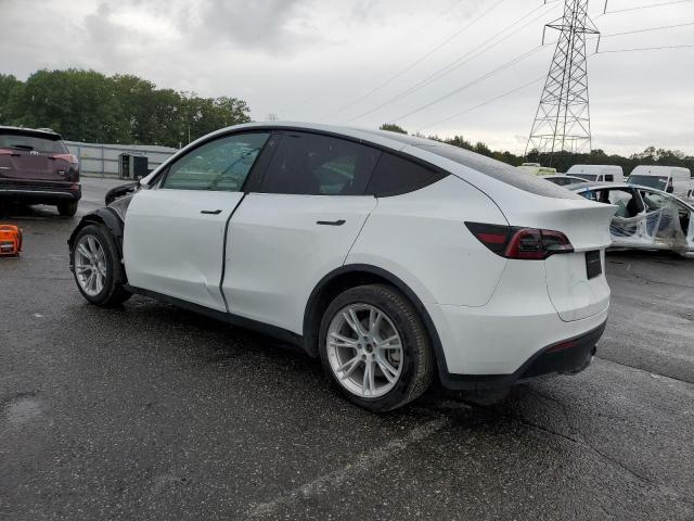 7SAYGDEE2NF393456 - 2022 TESLA MODEL Y Սպիտակ լուսանկար 2