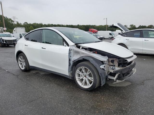 7SAYGDEE2NF393456 - 2022 TESLA MODEL Y Սպիտակ լուսանկար 4
