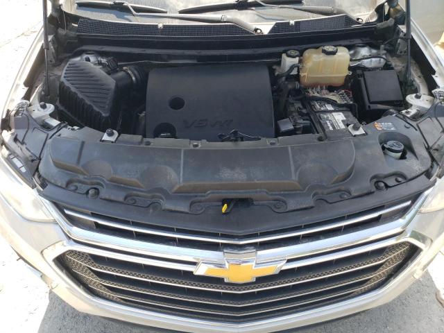 1GNEVMKW7KJ166875 - 2019 CHEV TRAVERSE LT Silber Foto 12