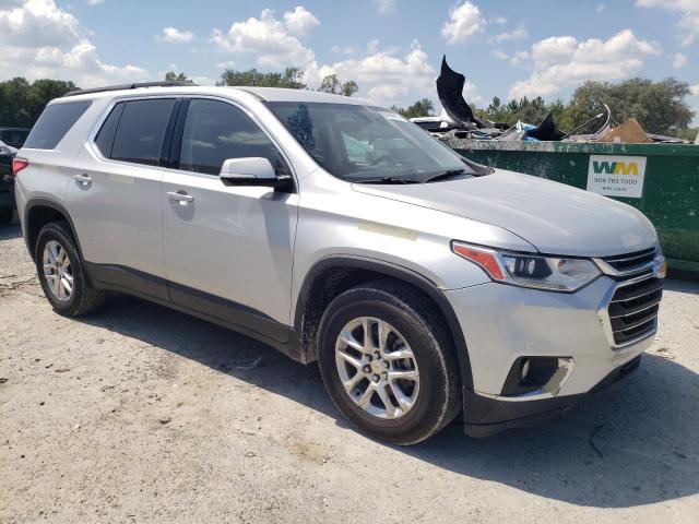 1GNEVMKW7KJ166875 - 2019 CHEV TRAVERSE LT Silber Foto 4