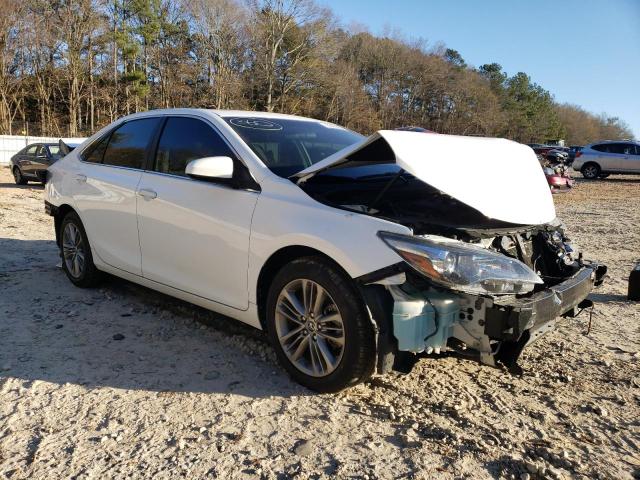 4T1BF1FK0GU552439 - 2016 TOYOTA CAMRY LE WHITE photo 4