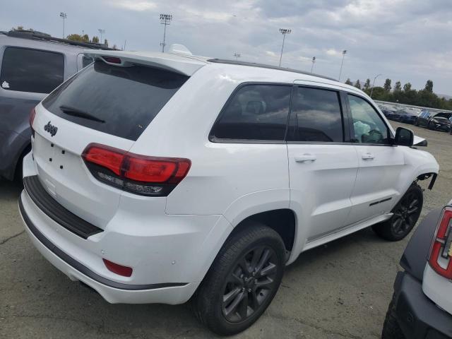 1C4RJFAG5JC104230 - 2018 JEEP GRAND CHEROKEE LAREDO أبيض صورة 3