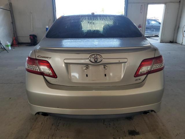 4T1BF3EK4BU160831 - 2011 TOYOTA CAMRY BASE SILVER photo 6