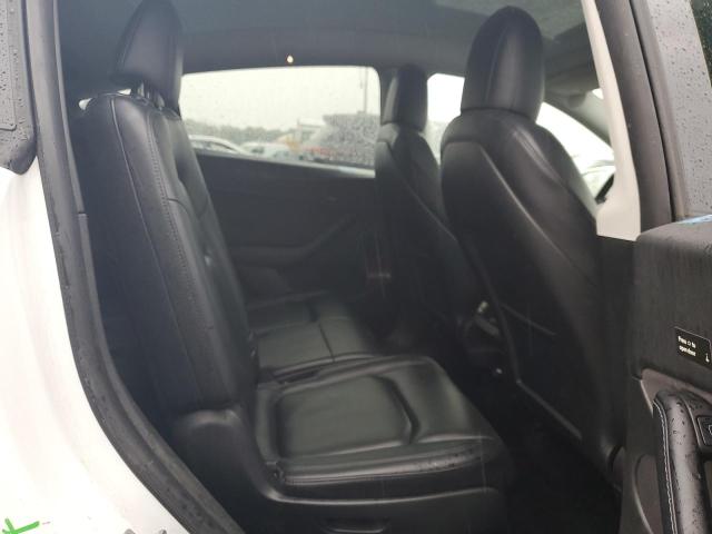 7SAYGAEE9NF389659 - 2022 TESLA MODEL Y WHITE photo 11