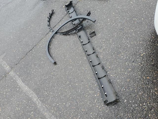 7SAYGAEE9NF389659 - 2022 TESLA MODEL Y WHITE photo 13