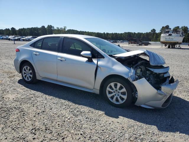 JTDEPRAE8LJ015604 - 2020 TOYOTA COROLLA LE SILVER photo 4