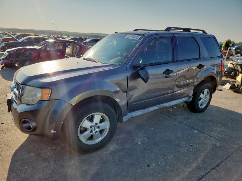 2010 FORD ESCAPE XLT, 