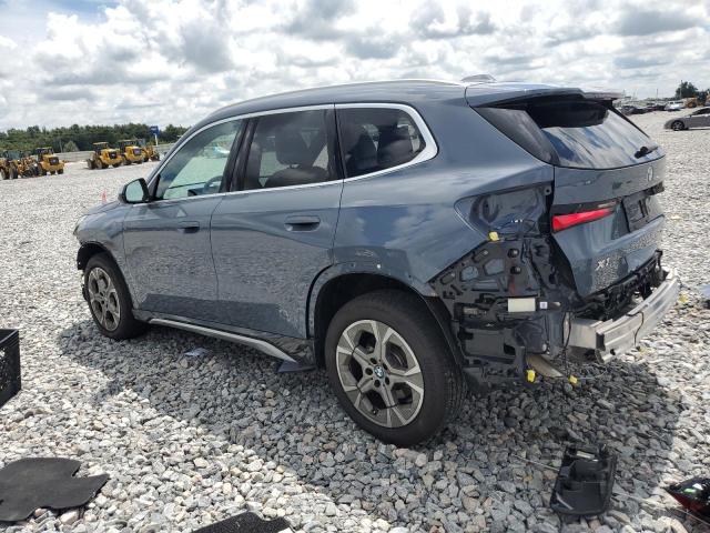 WBX73EF01P5Y20369 - 2023 BMW X1 XDRIVE28I BLUE photo 2