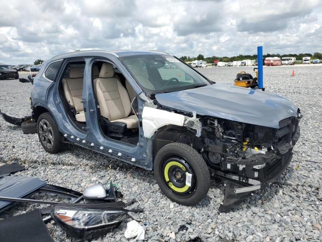 WBX73EF01P5Y20369 - 2023 BMW X1 XDRIVE28I BLUE photo 4