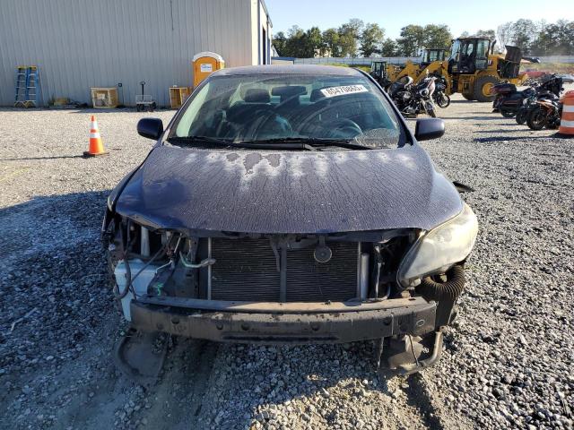 2T1BU4EE0DC941565 - 2013 TOYOTA COROLLA BASE 蓝色 照片 5