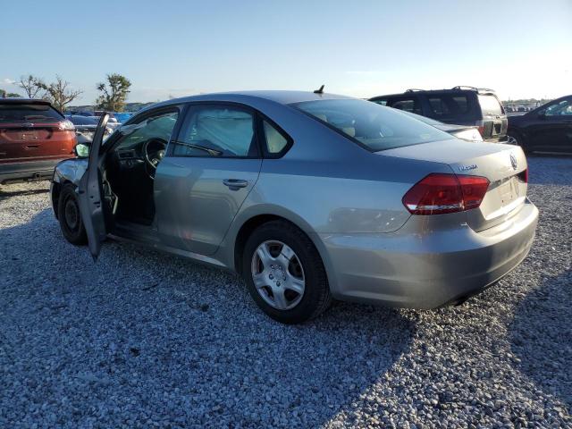 1VWAT7A34EC078457 - 2014 VOLKSWAGEN PASSAT S 银色 照片 2