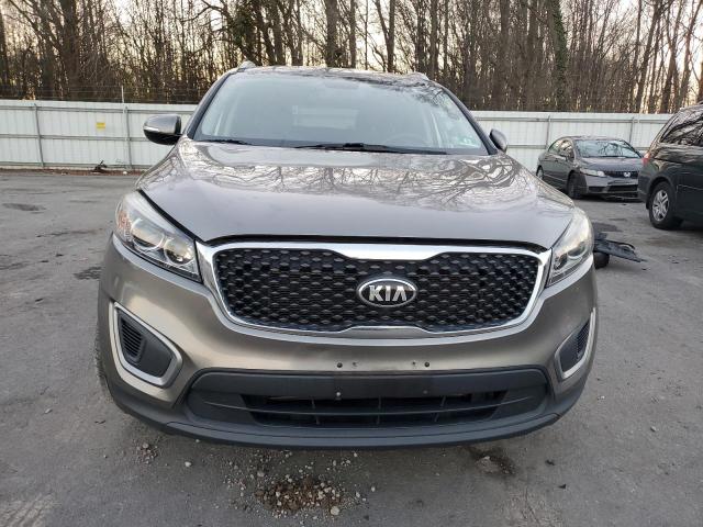 5XYPG4A35GG106507 - 2016 KIA SORENTO LX GRAY photo 5