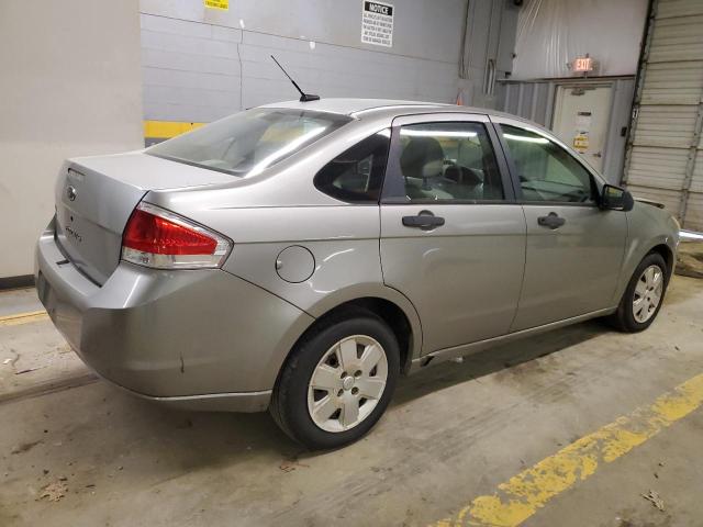 1FAHP34N28W227971 - 2008 FORD FOCUS S/SE SILVER photo 3