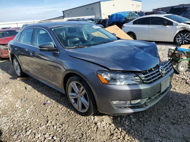 1VWCN7A36EC031370 - 2014 VOLKSWAGEN PASSAT SEL GRAY photo 4