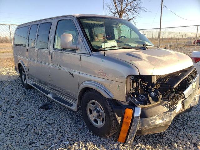 1GBFG15T771115136 - 2007 CHEVROLET EXPRESS G1 SILVER photo 4