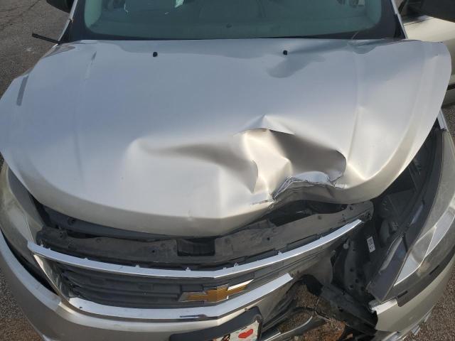 1GNKRFED2FJ332979 - 2015 CHEVROLET TRAVERSE LS SILVER photo 12