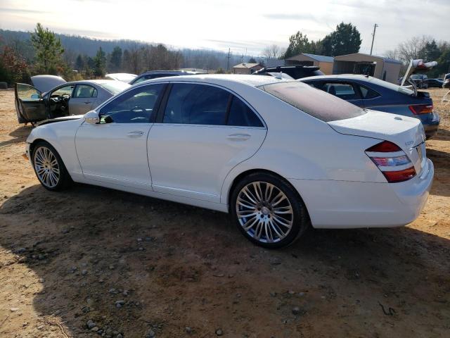 WDDNG71X87A043436 - 2007 MERCEDES-BENZ S 550 WHITE photo 2