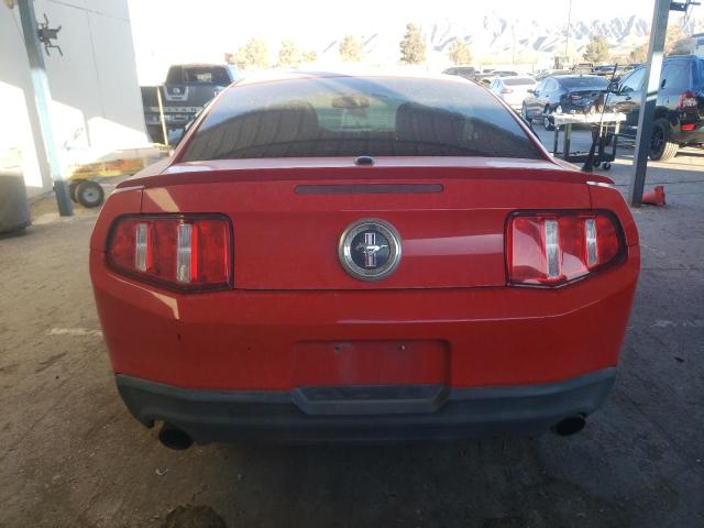 1ZVBP8AM6C5214595 - 2012 FORD MUSTANG RED photo 6